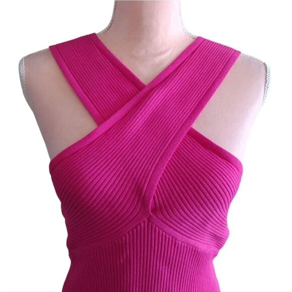 House of Harlow 1960 Hot Pink Ribbed Cross Over Halter Crop Top Large NWT - Picture 4 of 17